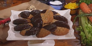 Full Moon Bar-B-Que Half Moon Cookies