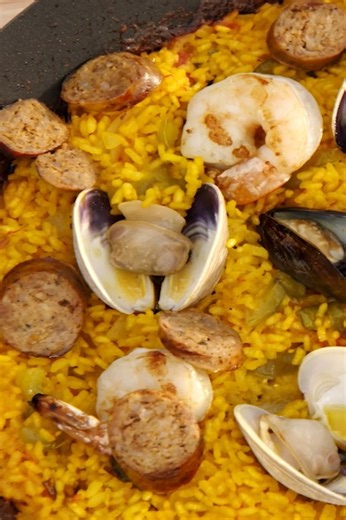 Flavor-packed seafood paella with shrimp, clams, and mussels