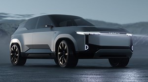 Toyota Land Cruiser Se Concept First Look: 3-Row Jumbo e-Cruiser