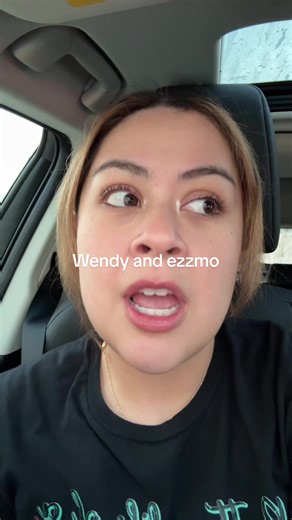 Wendy's Reaction to Ezzmo Streaming Her Live