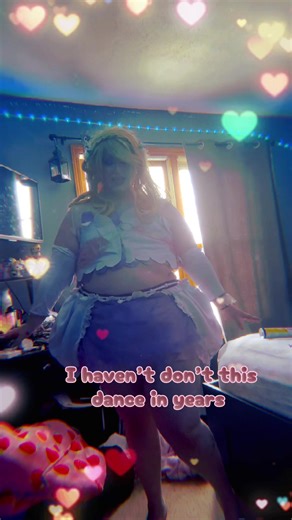 I got new pink bloomers for Xmas #lovelivesunshine #marioharacosplay #koininaritaiaquarium #cosplay #lovelivecosplay