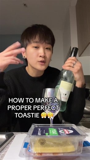 You will never go back after this 😤 #fyp #masc #queer #이쪽 #lgbt #cooking #toastie