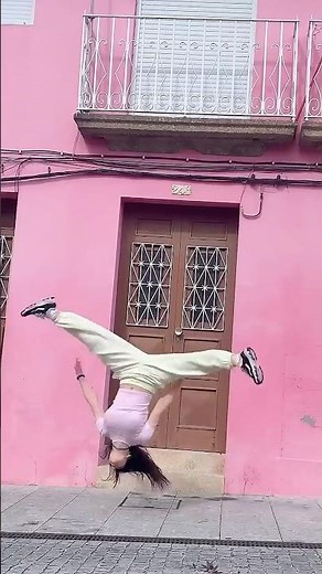 Infinite Acro Dance Loop 🤸🕺