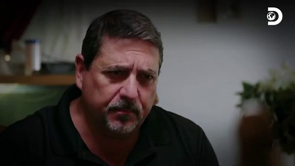 Entidades convierten la vida de una familia en un infierno | Expedientes Paranormales | Discovery