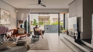 In this week’s episode, we explore a multi-storey family home designed to balance modernity with warmth. The owners spent two years on its architectural design and construction, resulting in a calm and cohesive living space ideal for family life and entertaining. | Stacked Homes