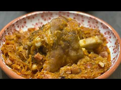 Pork Knuckle slow-cooked in sauerkraut recipe (Golonka w bigosie). Instant pot slow cooking.