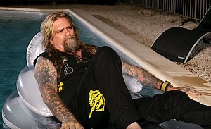 Ex-W.A.S.P. Guitarist CHRIS HOLMES Films Sequel To Infamous Pool Interview, Says He's Been Sober For More Than 20 Years