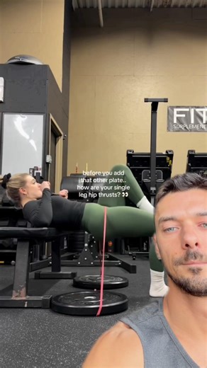 Swap regular hip thrusts for single leg ones? 🤔