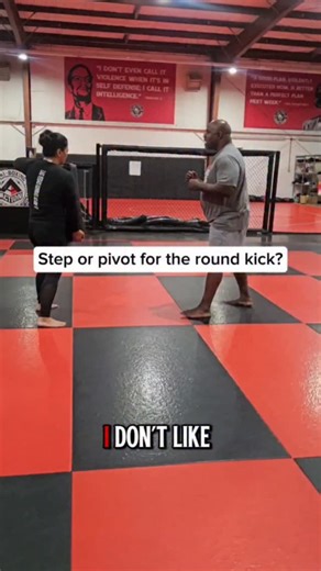 6.9K views · 1.1K reactions | Why step instead of pivot? Coach breaks down his round kick technique—more power, more control. #lasvegascombatacademy #RoundKick #SelfDefense #KravMaga #FightSmart | Las Vegas Combat Academy | Facebook