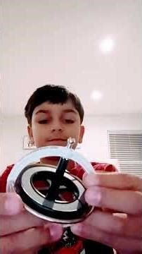 how to use a GYROSCOPE