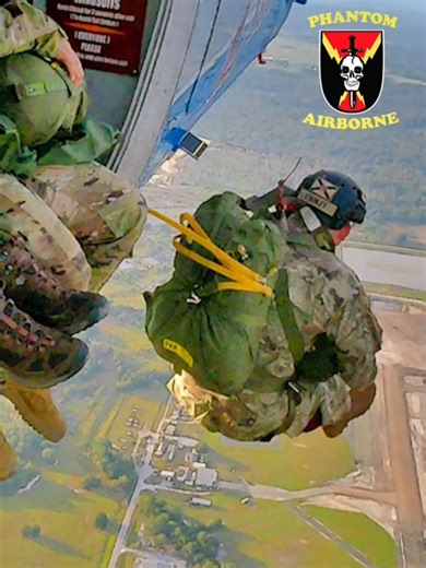 #fyp #foryoupage #airborne #paratrooper #jump