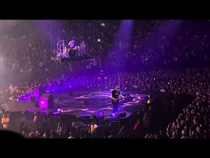 Blink 182 - Adam’s Song (Live at London O2 Arena)