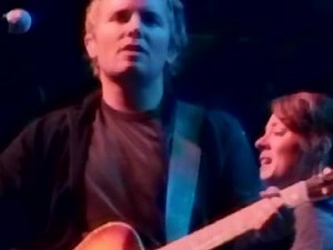 Chris Tomlin - Glorious/Our God Reigns