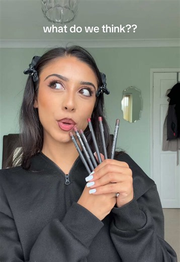 I’m SCARED 😭😭 using all @M·A·C Cosmetics lipliners 💋 | mac lip liner