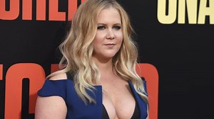 Amy Schumer secretly weds beau Chris Fischer, see pictures | Amy Schumer secretly weds beau Chris Fischer, see pictures