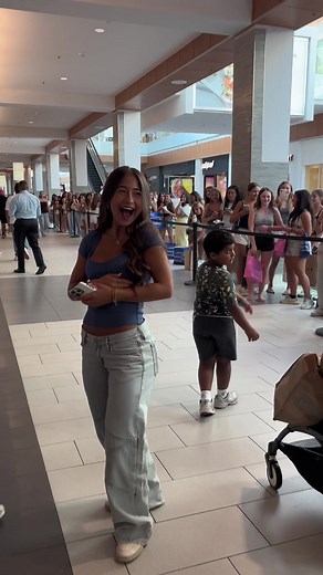 Incredible Meet and Greet Experience with Aeropostale