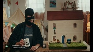 SimpliSafe TV Spot, 'Dollhouse'