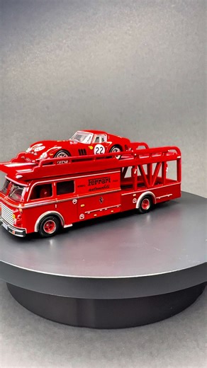 2025 Hot Wheels Team Transport Ferrari 250 & Fiat 642 RN2 Bartoletti Transporter#hotwheels