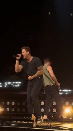 Surrender isn’t weakness, it’s freedom. Let Jesus fight the battle for you! 🙌 🎶 Jeremy Camp, "No Survivors" #christianmusic #Jesus | K-LOVE Radio