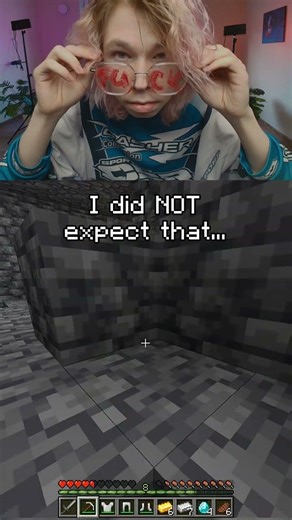 Minecraft skeleton is a funny horror moment 💀 #minecraft #shorts