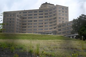 Georgia developer plans to turn Little Rock’s old AT&T, VA hospital buildings into apartments | Northwest Arkansas Democrat-Gazette