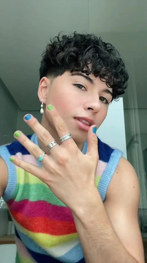 My look for the @Zalando beauty campaign 🤩 Let me know if you spot me on TV! #ZalandoBeauty *𝑎𝑑