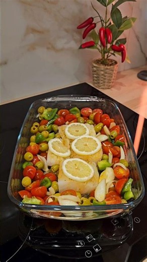 Mediterranean baked cod recipe 🐟🏝️ #codrecipe #bacalao #bacalaorecipe #buburecipes