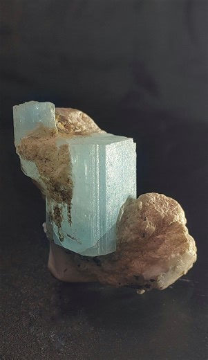 Aquamarine Crystal With Albite Feldspar Matrix - Etsy