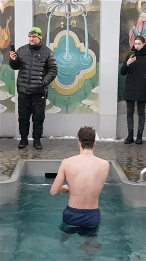 ICE HOLE BATHING #699 / SWIMMING WINTER 2025