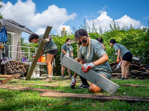 Bonner Leader Program