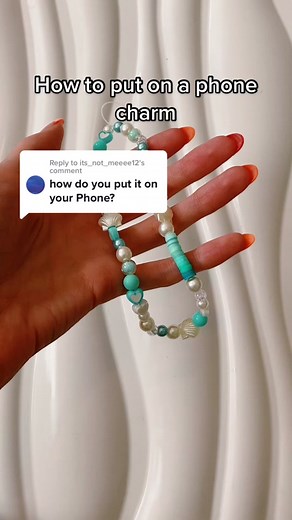 How to Put on a Phone Charm: Step-by-Step Guide