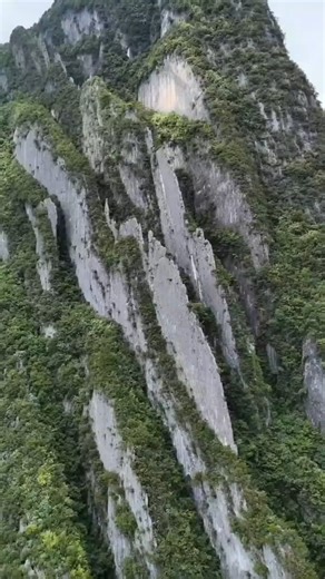 The Razor Blade Mountain – Zhujiapuo’s Sharp Beauty of Nature #skylinepeaks #shorts