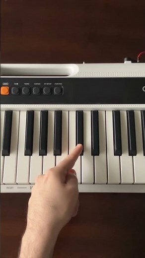 How To Play a Bb Minor Piano Chord with the Left Hand