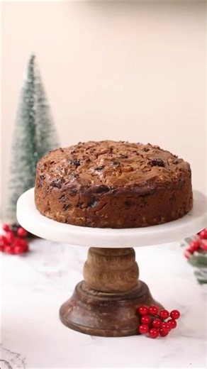 No Added Sugar Eggless Wholewheat Plum Cake! #christmascake #plumcake #khapliatta #wholewheatcake