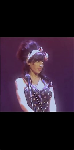 Amy Winehouse Smoking Mid-Interview