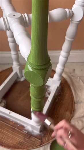 Oasis & Mojave Silk Paint Makeover | Furniture Before & After #chalkmineralpaint #diy