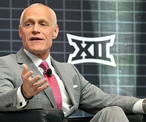 Big 12 expansion news: Conference to poach 2 more Pac-12 teams for 2024: Reports