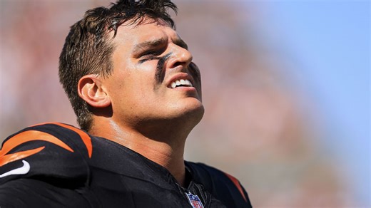 Trey Hendrickson's 2025 season officially over after core muscle surgery