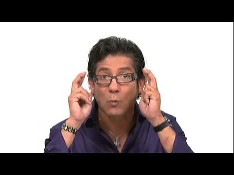 How to cut fringe for a round shaped face