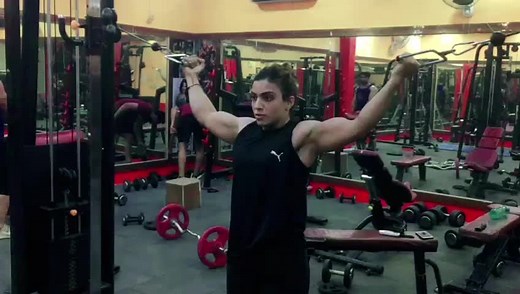 Body Transformation Challenge: Trainings and Duet with Fitness Model Dolly Sharp