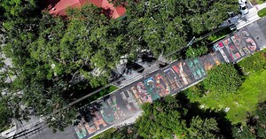 2 Florida pastors arrested after blocking state from painting over street mural, police say