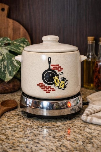 Vintage West Bend Ceramic Warming Pot – 1970s USA Retro Kitchen Decor - Etsy