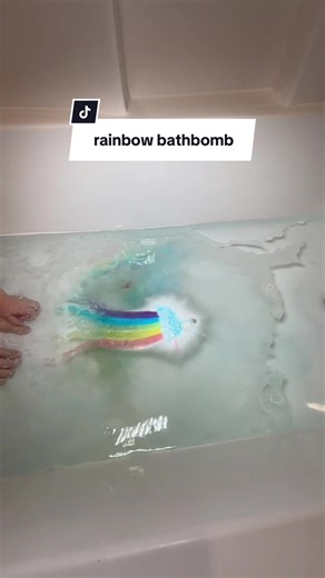 My kids LOVE these bathbombs! 🤩 #bathbomb #rainbowbathbomb | Bathbomb