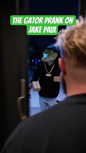 ALLIGATOR PRANKS JAKE PAUL! 🤯 Hood Gator Pulls Up at the House!