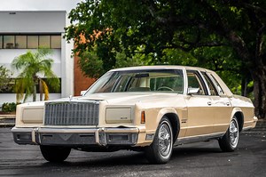 No Reserve: 1979 Chrysler New Yorker Fifth Avenue