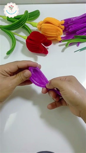Easy Tulip Flowers #easyflowertutorial #diyflowers #diy #tulipflower #tulip