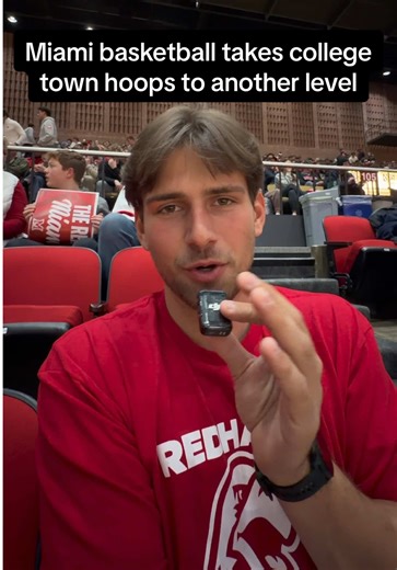 Students are starting to show up for Miami and I love it / insta-itscadendavis #basketball #college #miami #ohio