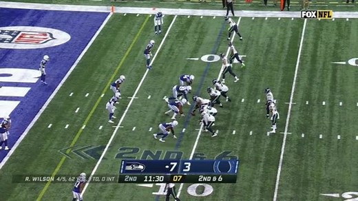Gerald Everett flies past Darius Leonard for his first Seahawks TD