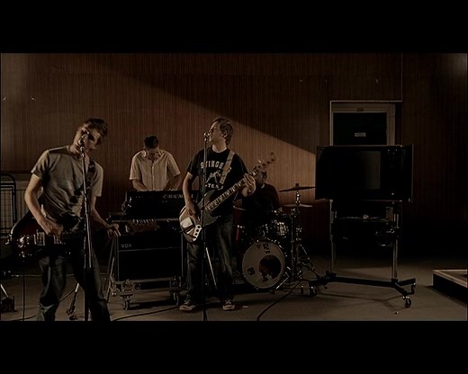 'You Got the Style' was the first single from Athlete's debut album Vehicles & Animals The 2023 remaster of the track is released today as part of the forthcoming 20th anniversary release of the album! Listen here & check out the boxset & LP versions: https://Athlete.lnk.to/styleTW | Athlete