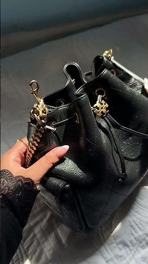 Unbox my new Tory Burch Bag in Ella with me! 🦢#toryburch #toryburchbag #aesthetic #purse #black